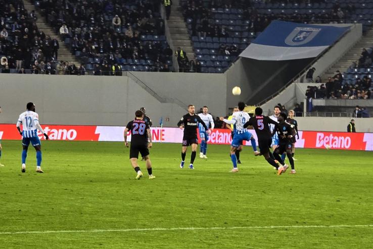 Univ. Craiova - FCSB / Sursă foto: Robert Vîrdol (GSP)