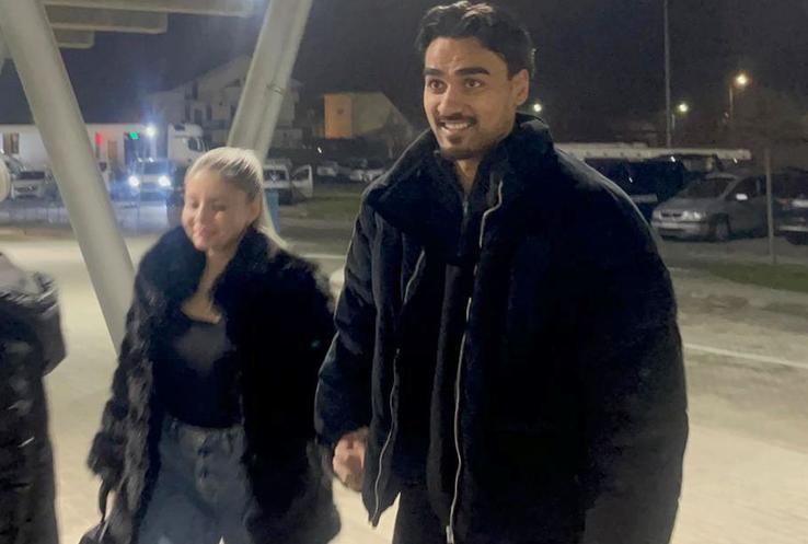 Ștefan Baiaram a sosit la stadion alături de iubita Cristina Răduț