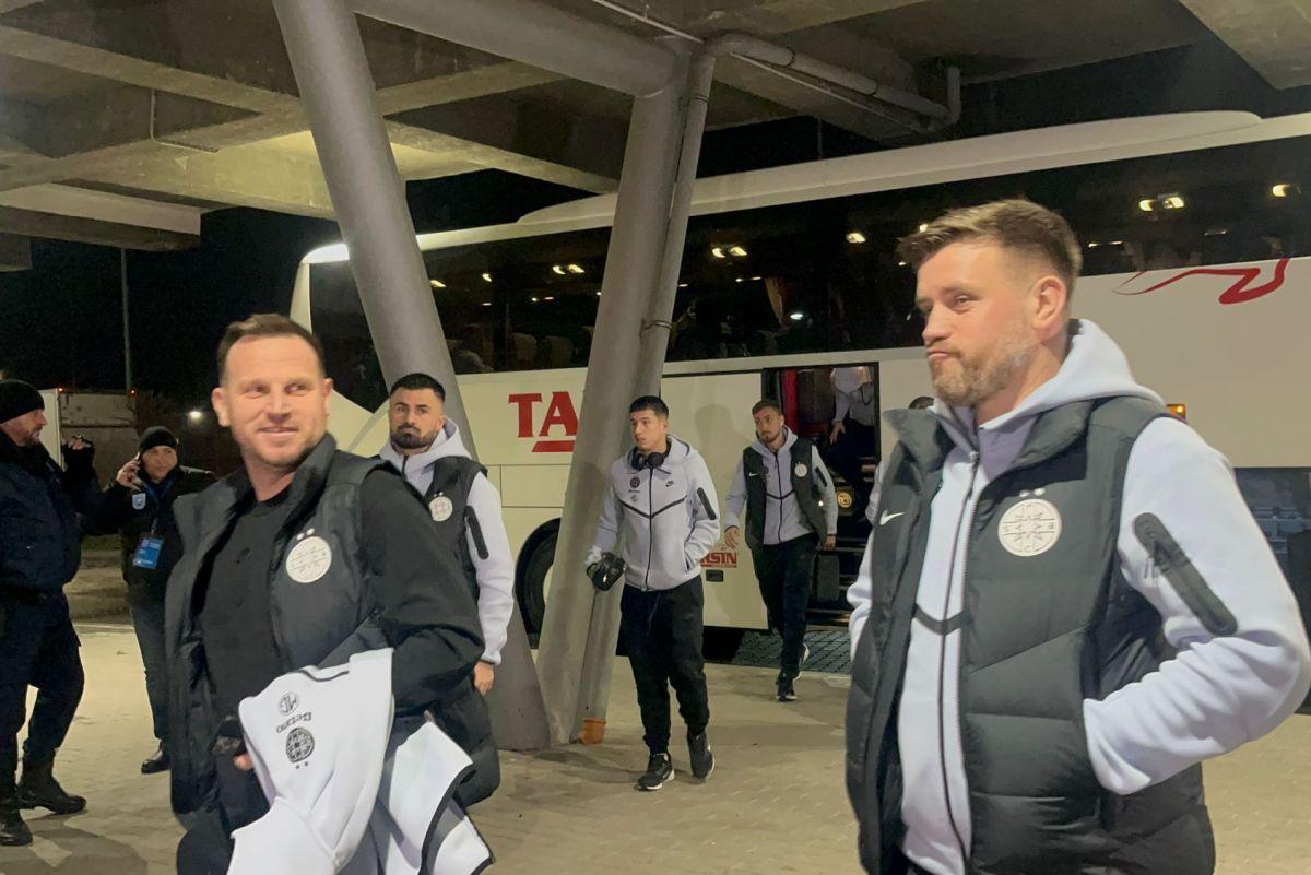 CS Universitatea Craiova - FCSB: imagini de la stadion, înainte de meci