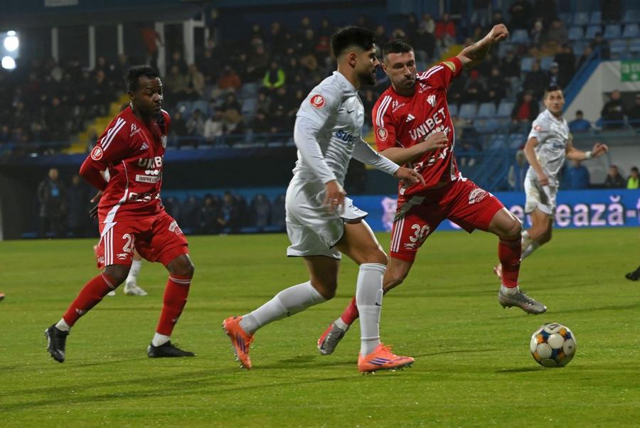Farul - FC Botoșani / Foto: Imago Images Fantastic! Echipa din Superliga cu cel mai tare pressing, în Top 50 din lume! » E peste Manchester City și cu puțin în spatele Barcelonei