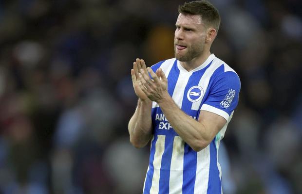 Eternul James Milner » Introdus pe teren de antrenorul cu 7 ani mai tânăr, a scris istorie în Premier League