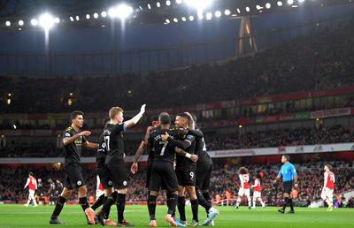 CORONAVIRUS // Decizii radicale și în Anglia: Premier League, interzis fanilor inclusiv în baruri. Soluția oferită abonaților