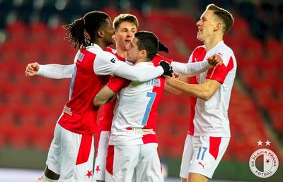 Nicolae Stanciu n-a impresionat la națională, dar e perfect la Slavia Praga: jucătorul lunii în Cehia! „Dedic acest premiu echipei”