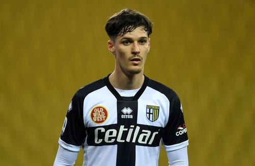 Mattia Montini (29 de ani), atacantul celor de la Astra, le face reclamă fotbaliștilor români în Italia. Dennis Man (22 de ani) a fost cel mai lăudat dintre „tricolori”.