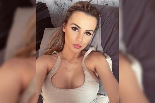 Imagini de senzație cu soția a unui fotbalist din Liga 1. Cum arată fosta Miss, la o lună după ce a născut
