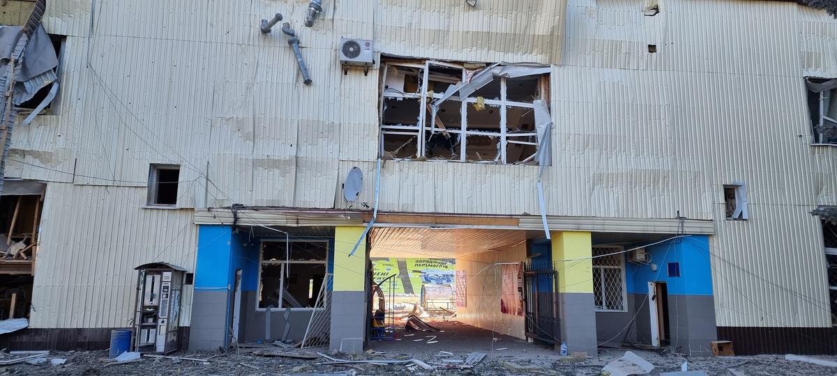 Stadion Chernihiv bombardat