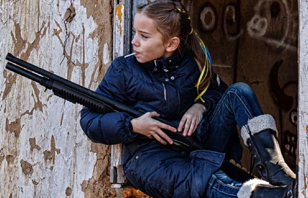 Povestea unei fotografii zguduitoare » Războiul din Ucraina, prin ochii unei fetițe de 9 ani