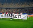 FCSB - Sepsi, în etapa #30 din Superliga. La intrarea pe teren, jucătorii echipei gazdă au afișat un banner pe care a scris „respect”/ foto Raed Krishan (GSP)
