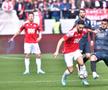 Dinamo - Poli Timișoara » Dani Iglesias (27 de ani, mijlocaș central) a deschis scorul în minutul 45+1, după o serie de greșeli comice în apărarea oaspeților.