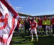 Bucuria fanilor și jucătorilor lui Dinamo după calificarea în play-off // FOTO: Cristi Preda