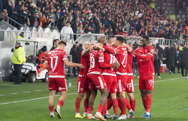 Doi jucători de-ai lui Dinamo nu se antrenează! În rest, Zeljko Kopic a primit vești bune!