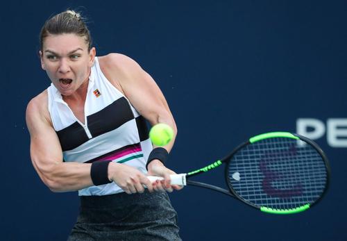Simona Halep în acțiune la Miami în 2019, ultima oară când a participat la turneul din Florida FOTO Imago Images