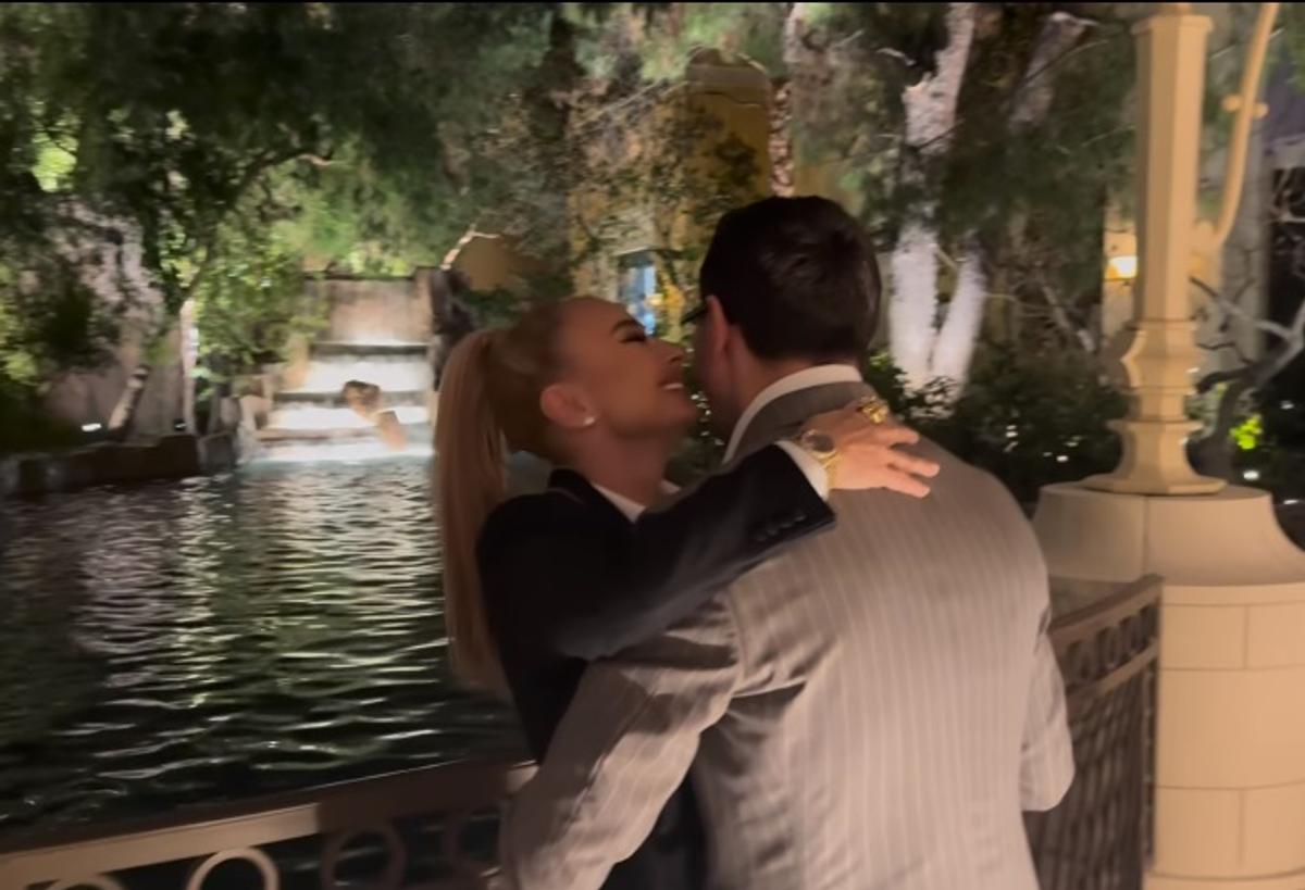 Anamaria Prodan a intrat în sală și învață mișcări de box de la iubit! Imagini de la antrenament