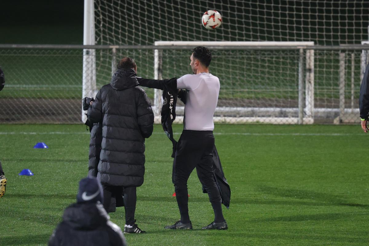 3 detalii de la antrenamentul celor de la FCSB » Schimbarea unui titular în doar 12 ore