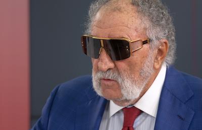 Ion Țiriac e Top Gun: „Mi-am cumpărat un avion care aterizează în curte la mine” » Testele spectaculoase pe care le face și de ce nu pilotează niciodată elicopterul pe care-l deține
