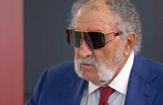 Ion Țiriac e Top Gun: „Mi-am cumpărat un avion care aterizează în curte la mine” » Testele spectaculoase pe care le face și de ce nu pilotează niciodată elicopterul pe care-l deține