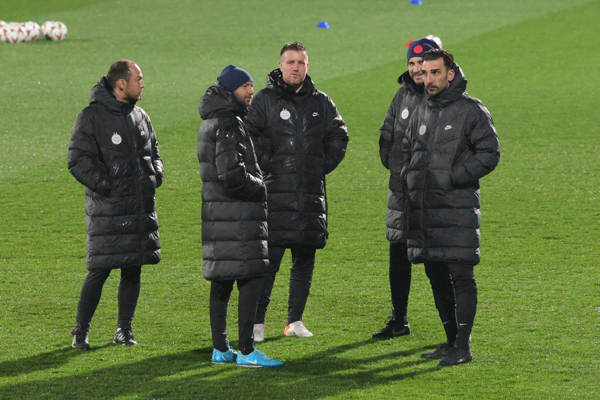 Antrenament oficial FCSB la Lyon