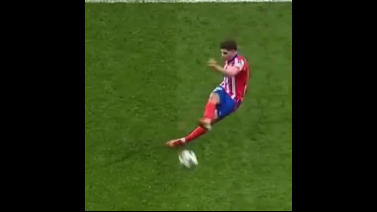 Au surprins pe camere ce a zis Julian Alvarez după ce i-a fost anulat penalty-ul: „Se poate...”