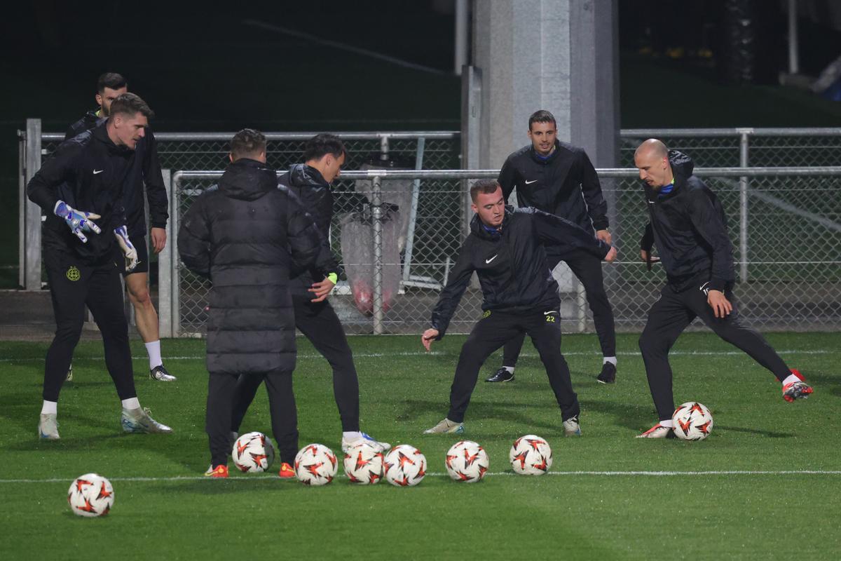 3 detalii de la antrenamentul celor de la FCSB » Schimbarea unui titular în doar 12 ore