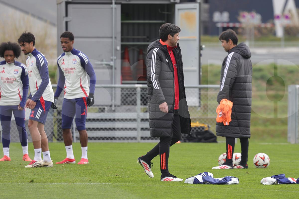 Voie bună, dar și concentrare în rândul francezilor » Ce s-a întâmplat la antrenamentul de dinainte de Lyon - FCSB