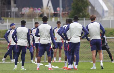 Mai optimiști decât românii! Cum se vede la Lyon returul cu FCSB: „E o greșeală să gândești așa!”