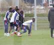 Imagini de la antrenamentul oficial al lui Olympique Lyon FOTO: Ionuţ Iordache (foto)
