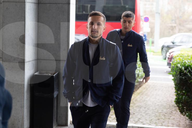 Sosire FCSB la hotelul din Lyon FOTO: Ionuţ Iordache (GSP)