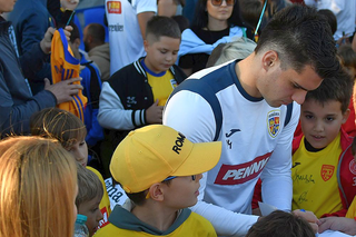 „Oferta” FRF pentru fanii „tricolorilor” » 15 minute pentru autografe