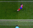 Moment incredibil la penalty-uri în Atletico - Real Madrid: a alunecat în timpul șutului, iar golul a fost anulat, sub ochii lui Vassaras