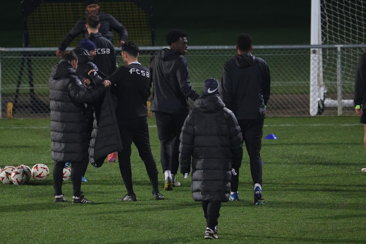 Va debuta la FCSB în returul cu Lyon! Becali a transmis vestea