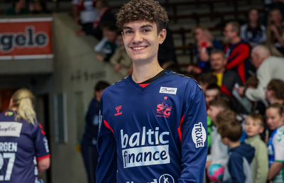 Un jucător de 18 ani care evoluează în Bundesliga va debuta pentru România la „Trofeul Carpați”