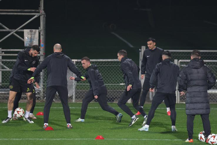 Antrenament oficial FCSB la Lyon FOTO: Ionuţ Iordache (GSP)