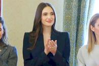 Elena Hagi a strălucit la Palatul Cotroceni » Cum a fost surprinsă soția lui Ianis la decorarea „Regelui”