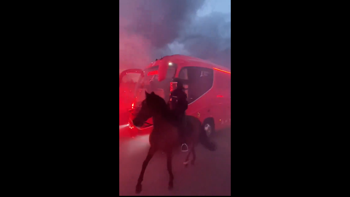Imagini de la sosirea celor de la Atletico pentru meciul cu Real