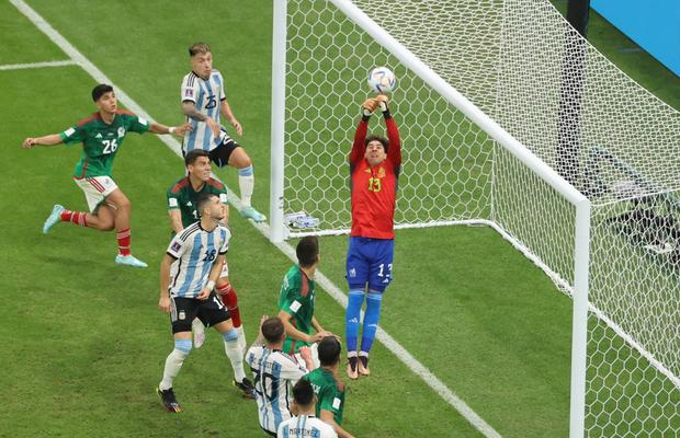 Va deveni primul fotbalist din istorie care participă la 6 Mondiale! Le ia fața lui Lionel Messi și Cristiano Ronaldo