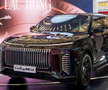 Cum arată „Rolls-Royce”-ul din Vietnam, cu schimbător placat cu aur și trei motoare