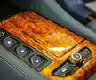 Cum arată „Rolls-Royce”-ul din Vietnam, cu schimbător placat cu aur și trei motoare