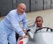 Legendarul pilot Sir Stirling Moss a murit la 90 de ani! Imagini din carieră și de la accidentul care l-a lăsat paralizat 6 luni