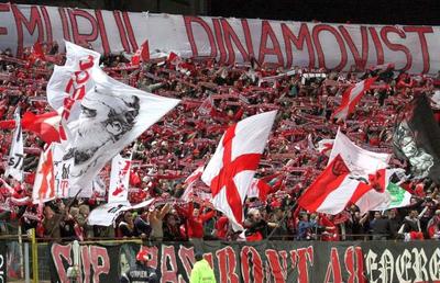DDB, apel către suporterii lui Dinamo » „Câinii”, presați de o datorie importantă: „Avem nevoie URGENTĂ de ajutor!”