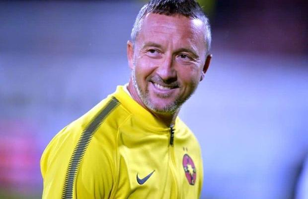 Mihai Stoica împlinește 56 de ani » Imagine de colecție postată de o legendă a Oțelului cu fotbalistul MM