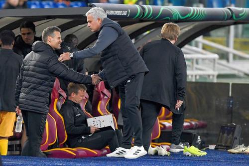 Kjetil Knutsen și Jose Mourinho (foto: Imago)