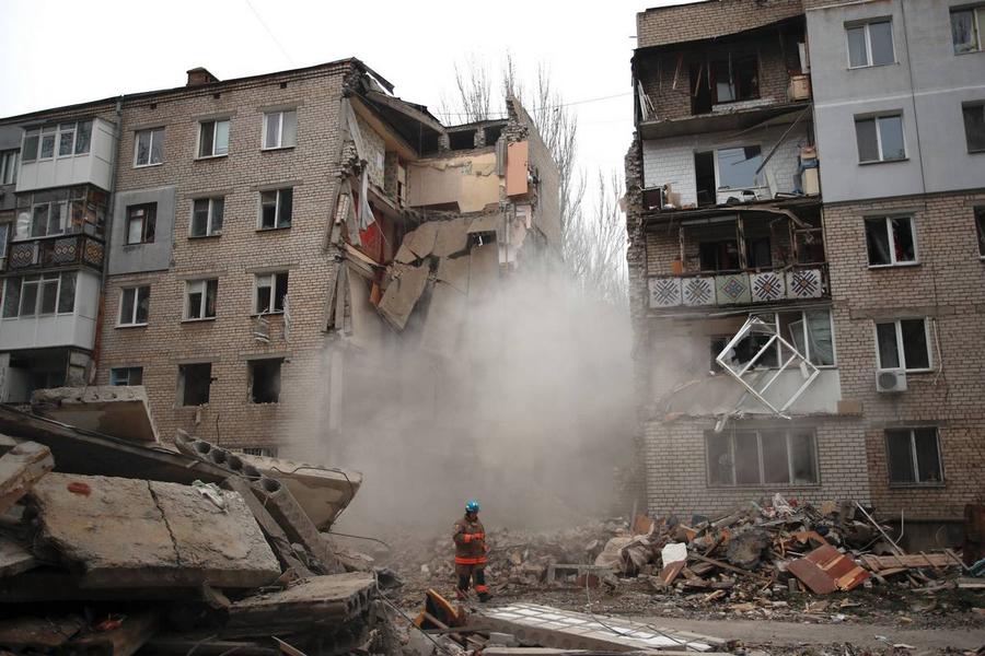 Imaginea dezastrului la Kiev! Urmele bombardamentelor rusești asupra Ucrainei FOTO Imago Mircea Lucescu a dezvăluit echipa care i-a făcut oferta + Întrebarea lui Ioanițoaia pentru care venise pregătit: „Ha, ha, ha! Mă așteptam...”