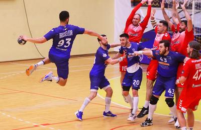 Surpriza sezonului în handbalul românesc: Dinamo, eliminată în „sferturile” Cupei României » Gestul lui Xavi Pascual din final
