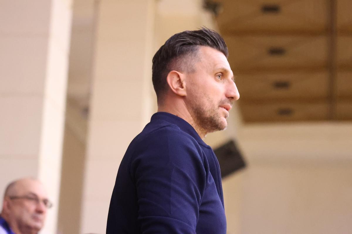 Surpriza sezonului în handbalul românesc: Dinamo, eliminată în „sferturile” Cupei României » Gestul lui Xavi Pascual din final