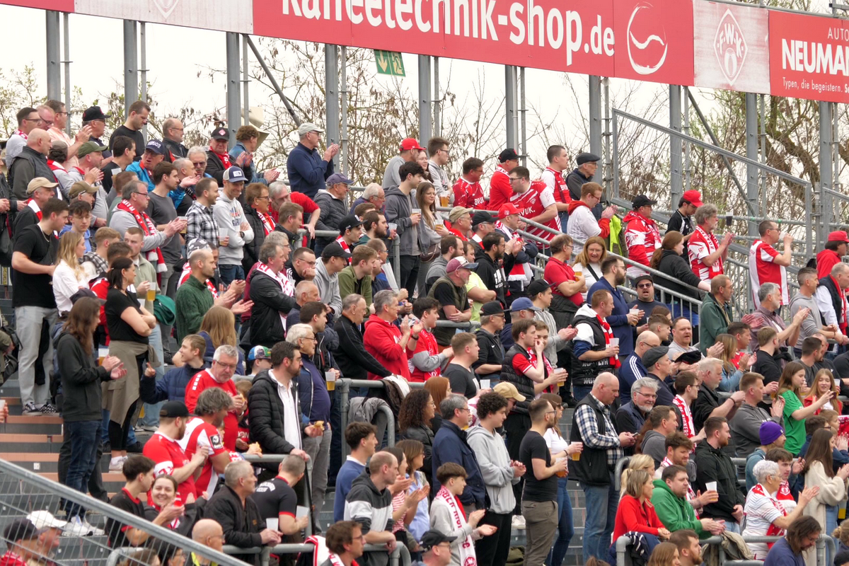 Reportaj Liga 4 Germania - Würzburger Kickers