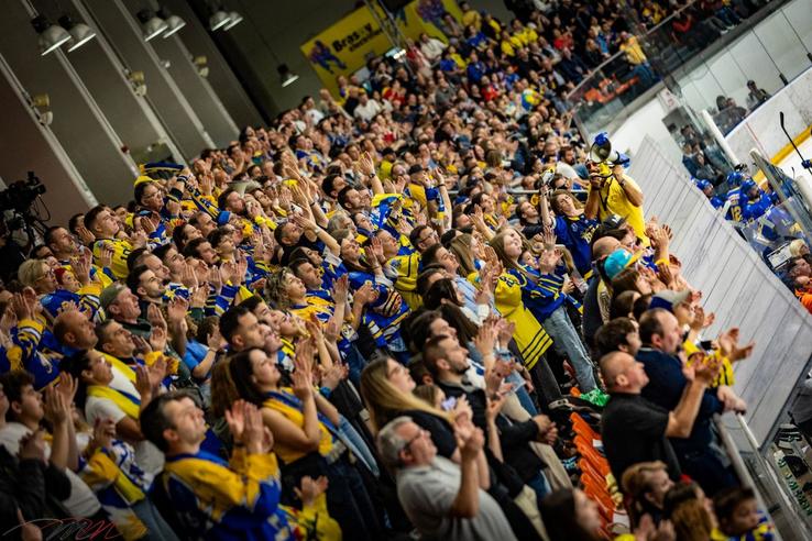 Corona Brașov, câștigătoare a Erste Liga 2024 Foto: Maxim's Sport / Daniel Maximilian Milata