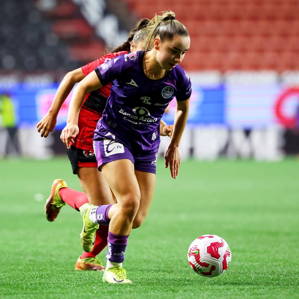 Echipa de fotbal feminin a celor de la Mazatlan Fc