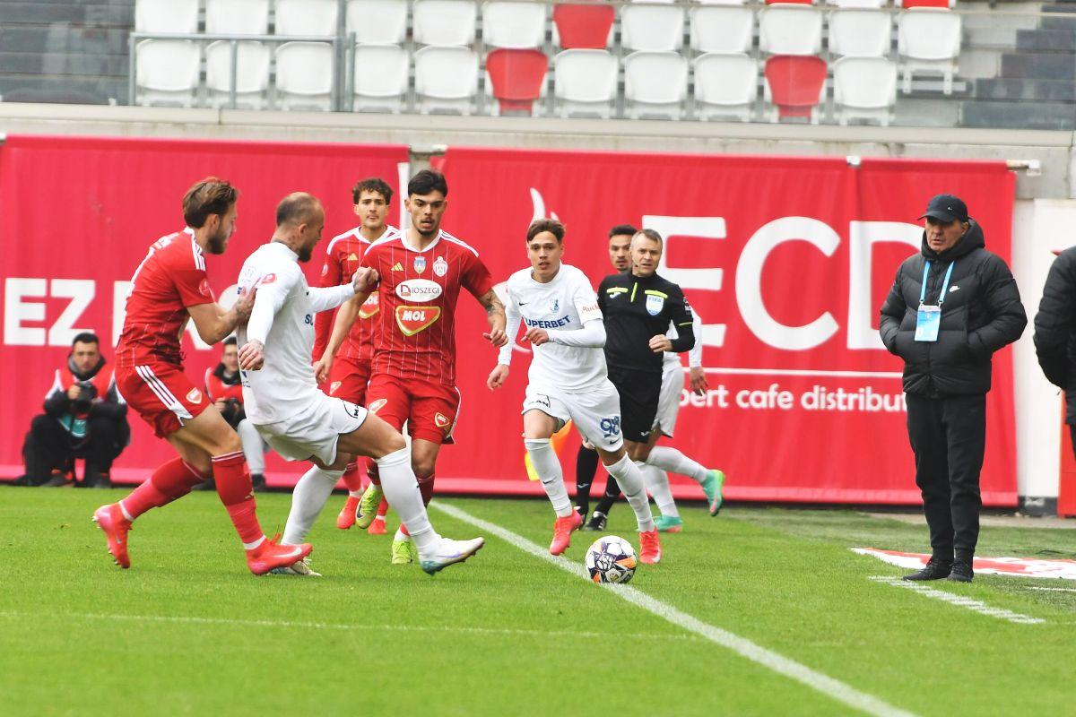 Hagi l-a învins pe Dorinel Munteanu! Sepsi, în prăpastie după UMILINȚA cu Farul » Clasament incredibil în play-out
