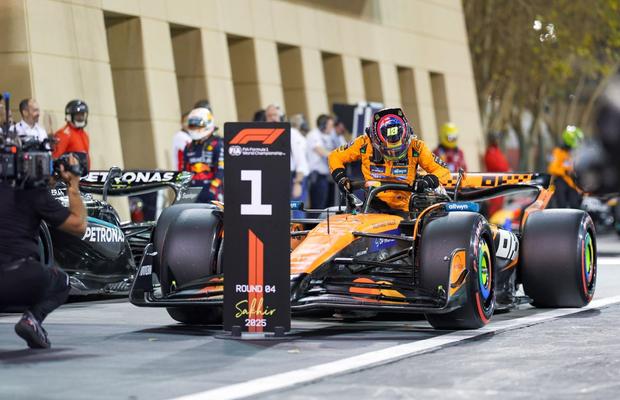 Pilotul McLaren, pole-position în MP din Bahrain » Cum s-a descurcat Max Verstappen, campionul din Formula 1