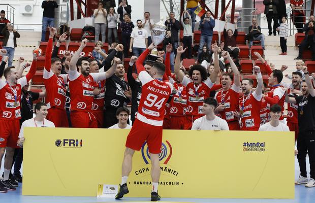 Dinamo câștigă Cupa României la handbal masculin » Succes clar în finala cu Potaissa Turda